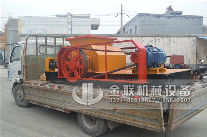 大型狼牙破碎机1小时生产量是多少，购买一台价格高吗？